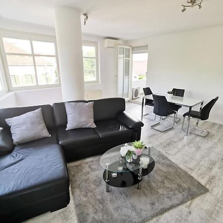 Bright, Spacious Apartment 3 Bedroom, Garage Βουδαπέστη Εξωτερικό φωτογραφία